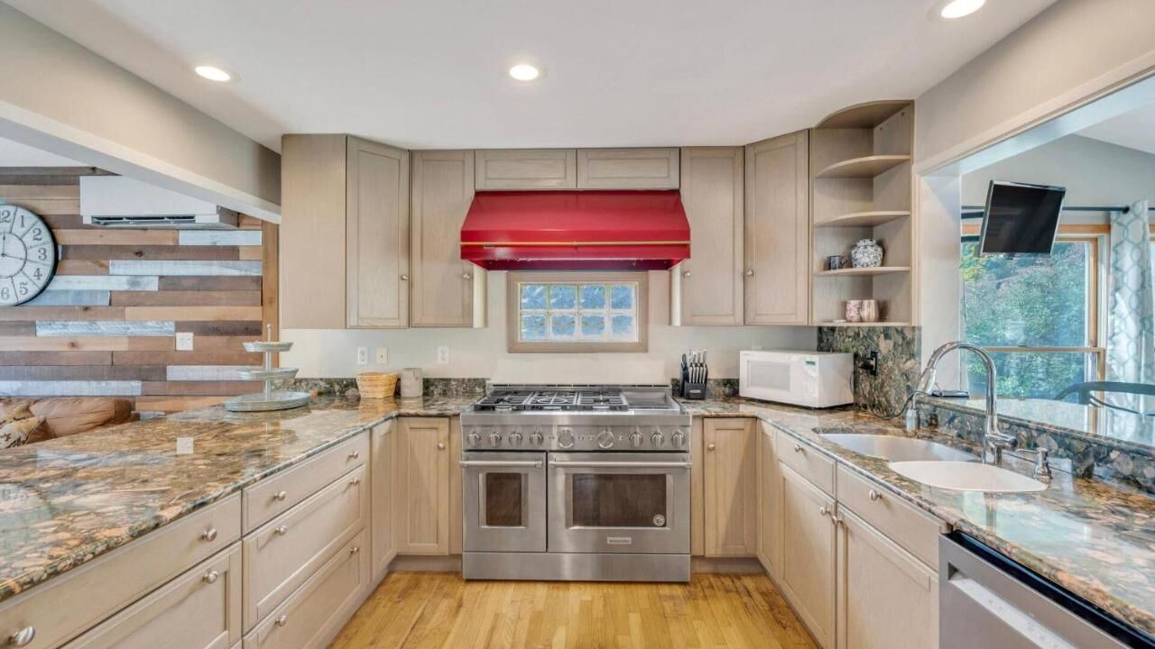 Photo of Kitchen in Greenport West