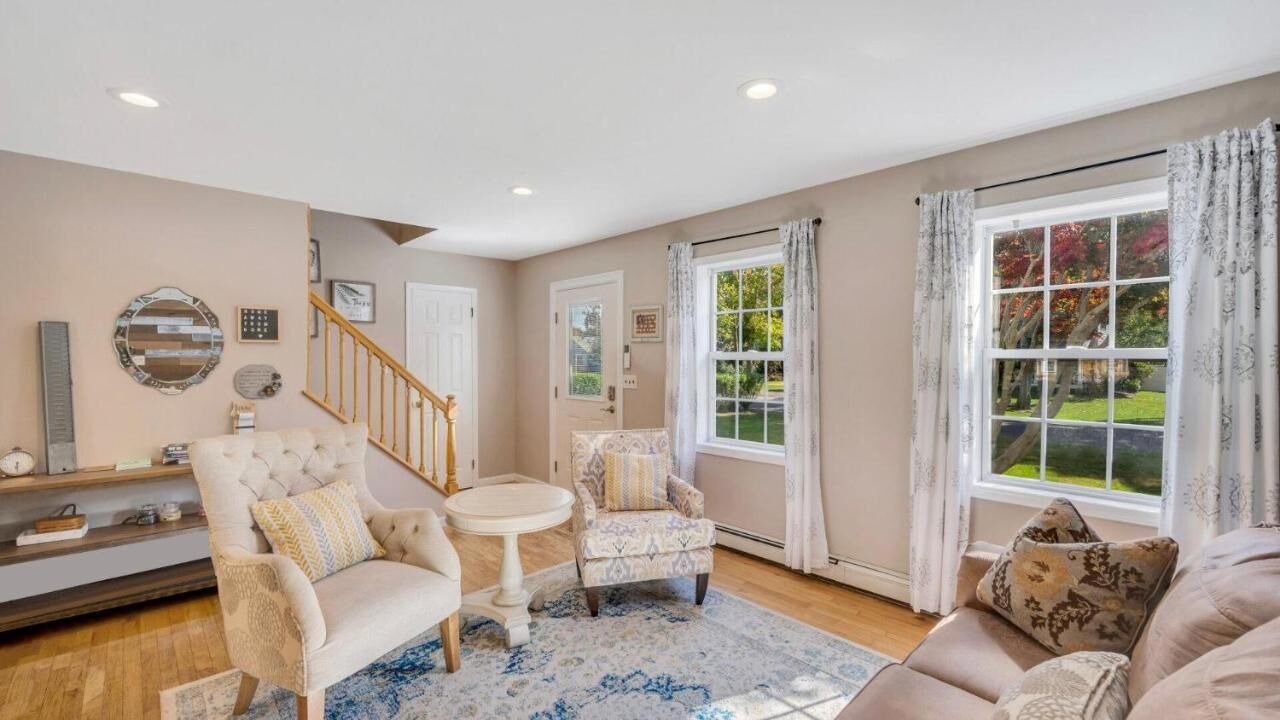 Photo of Livingroom in Greenport West