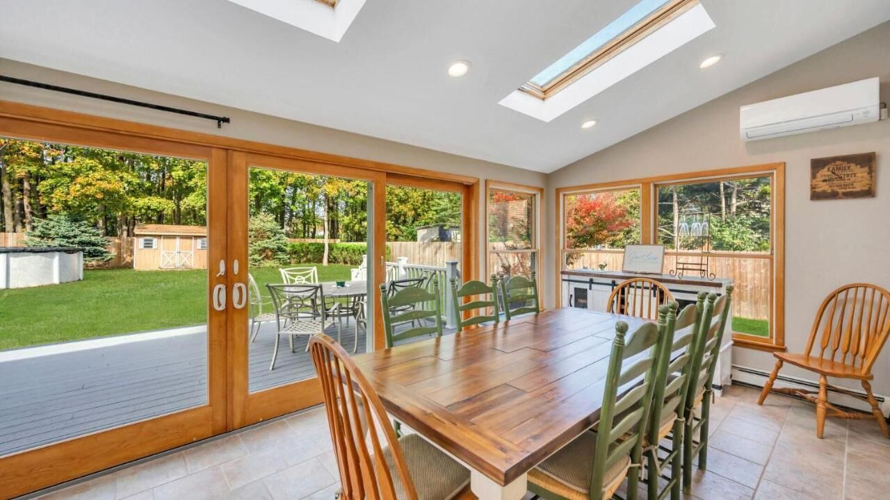 Photo of Others in Greenport West