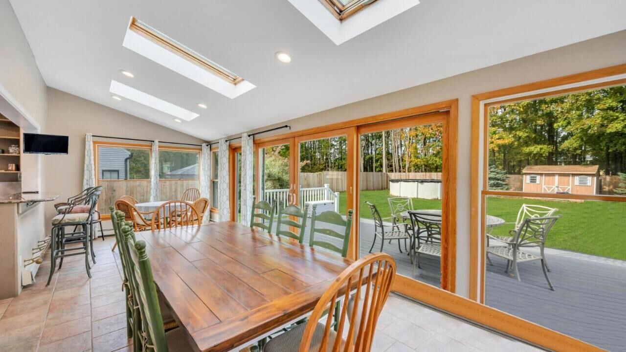 Photo of Others in Greenport West