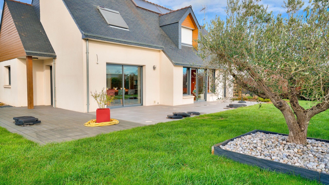 Photo of Outdoor in Ploneour-Lanvern