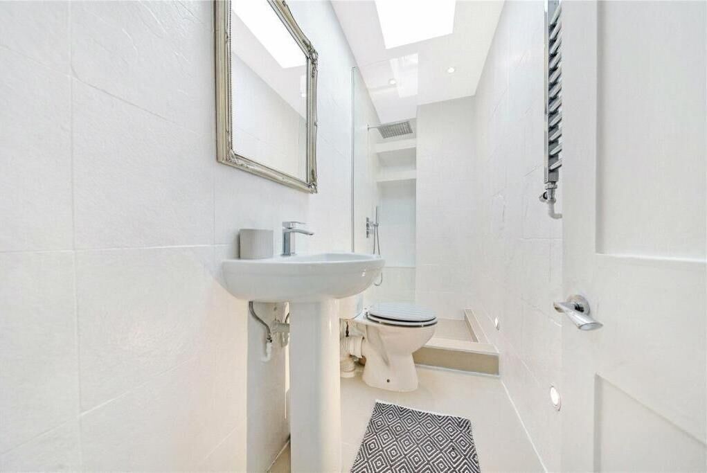 Photo of Bathroom in Askew
