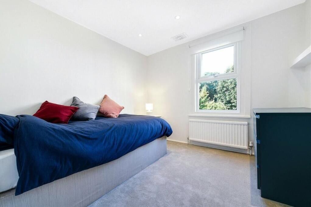 Photo of Bedroom in Askew