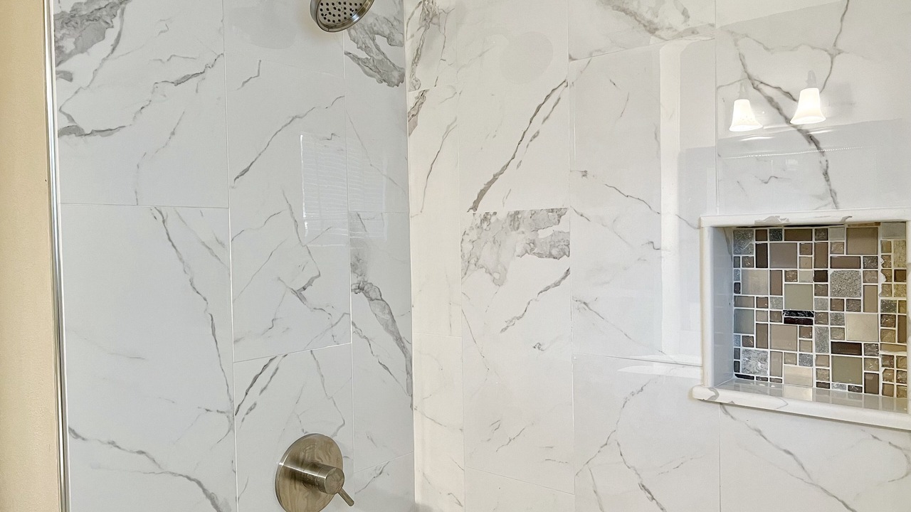 Photo of Bathroom in Orange
