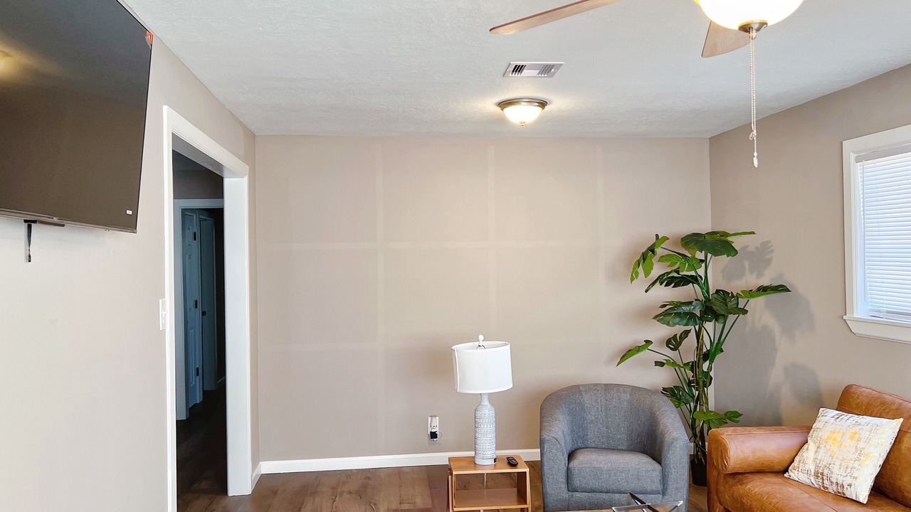 Photo of Livingroom in Orange