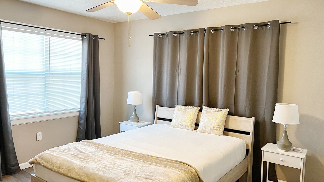 Photo of Bedroom in Orange