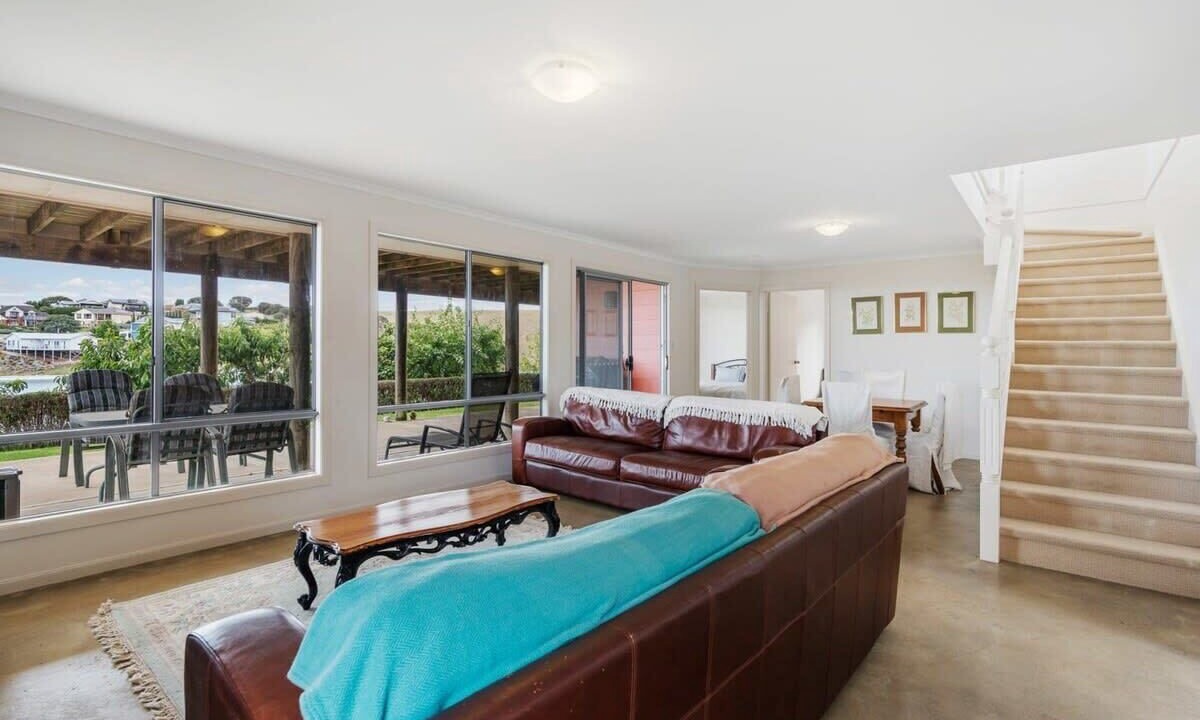 Photo of Livingroom in Encounter Bay