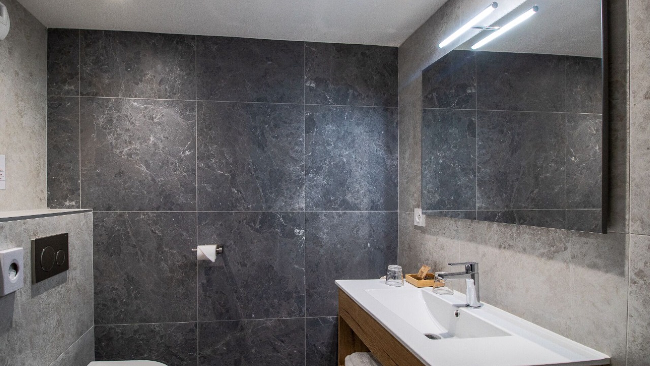 Photo of Bathroom in Chanaz