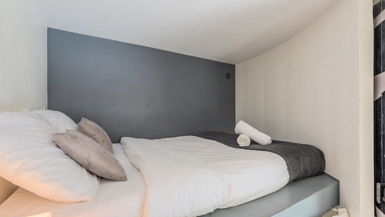 Photo of Bedroom in La Madeleine