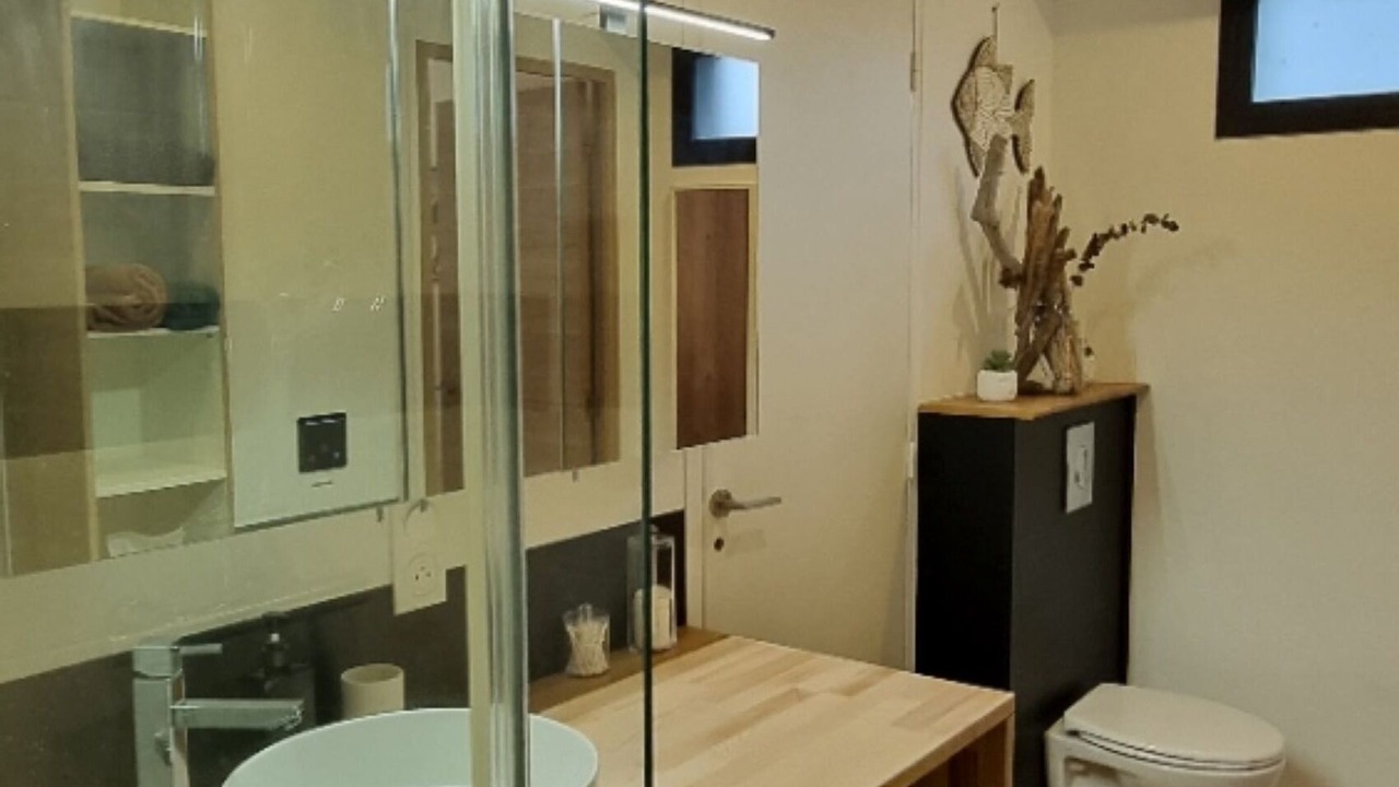 Photo of Bathroom in Cabries
