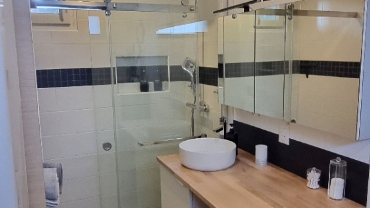 Photo of Bathroom in Cabries