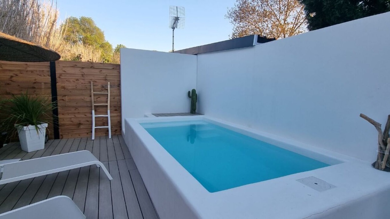 Photo of Outdoor in Cabries