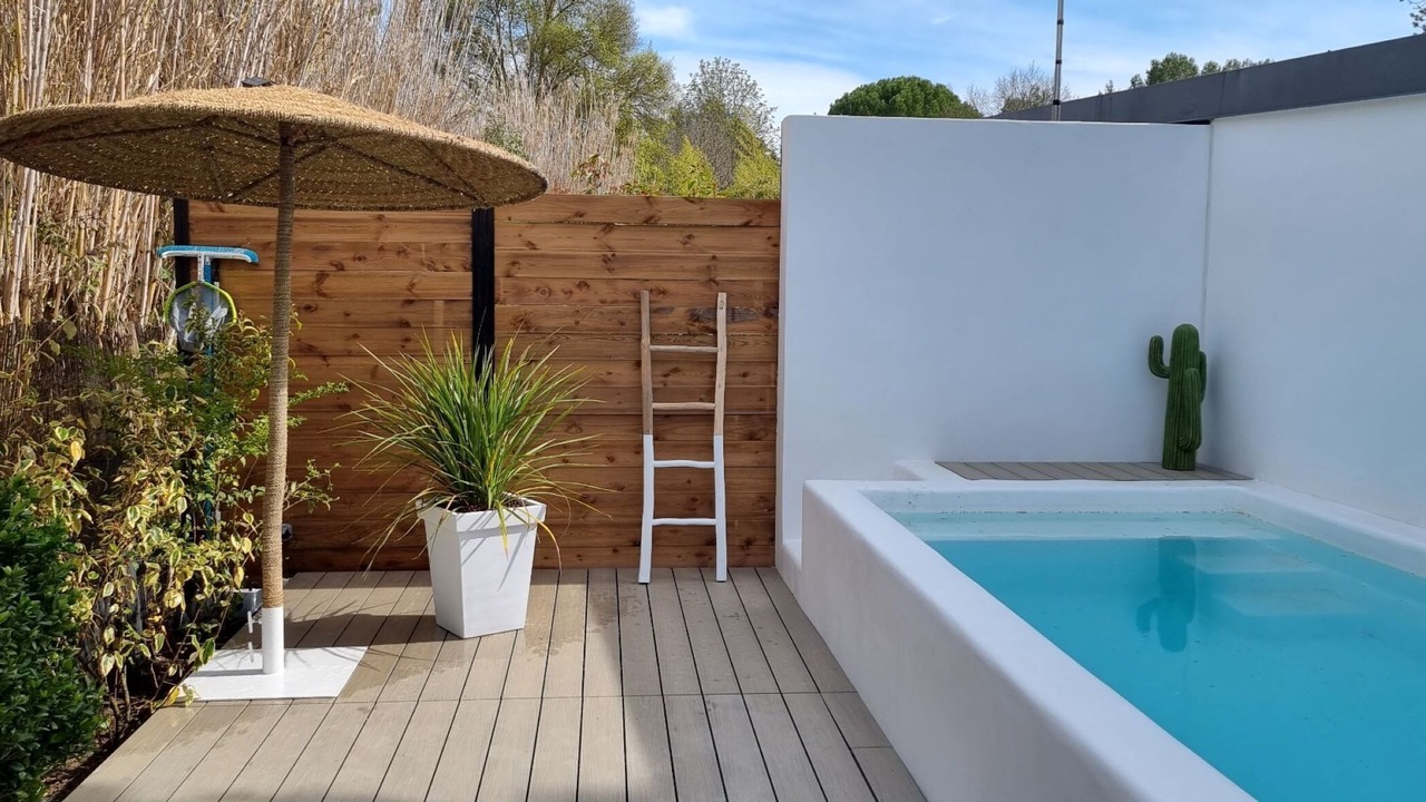 Photo of Outdoor in Cabries
