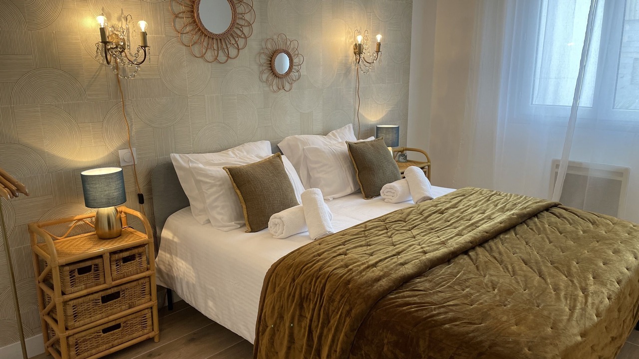 Photo of Bedroom in Entraigues-sur-la-Sorgue
