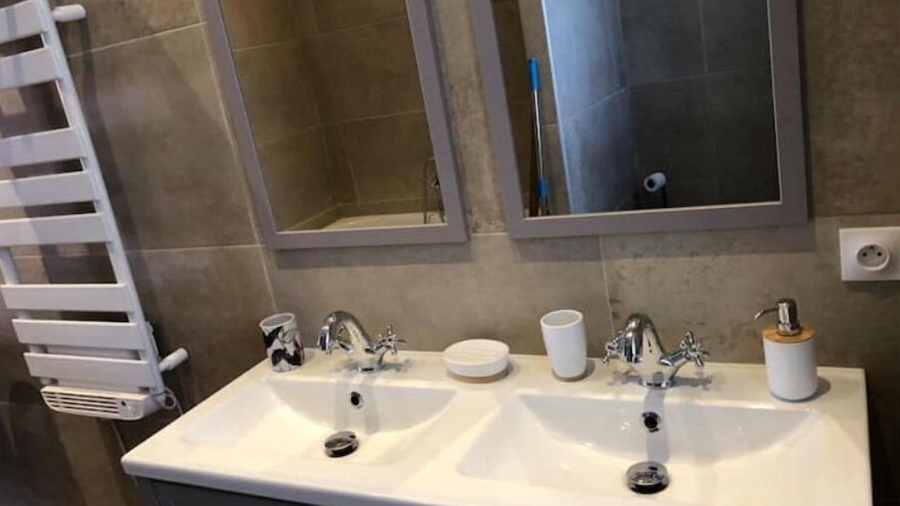 Photo of Bathroom in Ceret