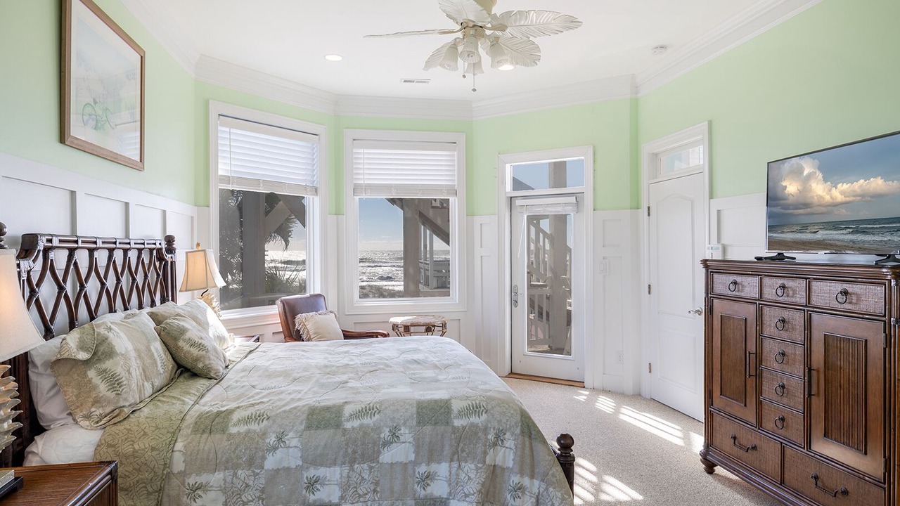 Photo of Patio Balcony in Emerald Isle