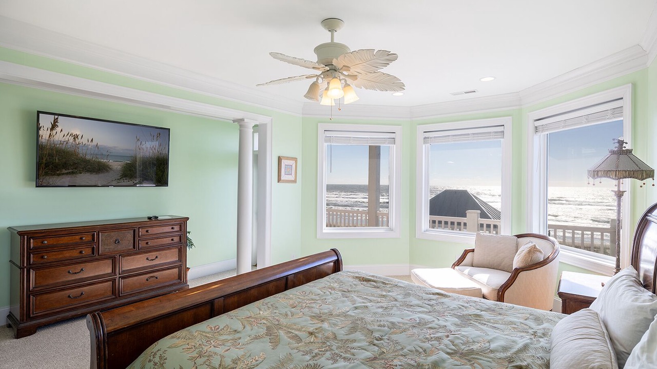 Photo of Bedroom in Emerald Isle