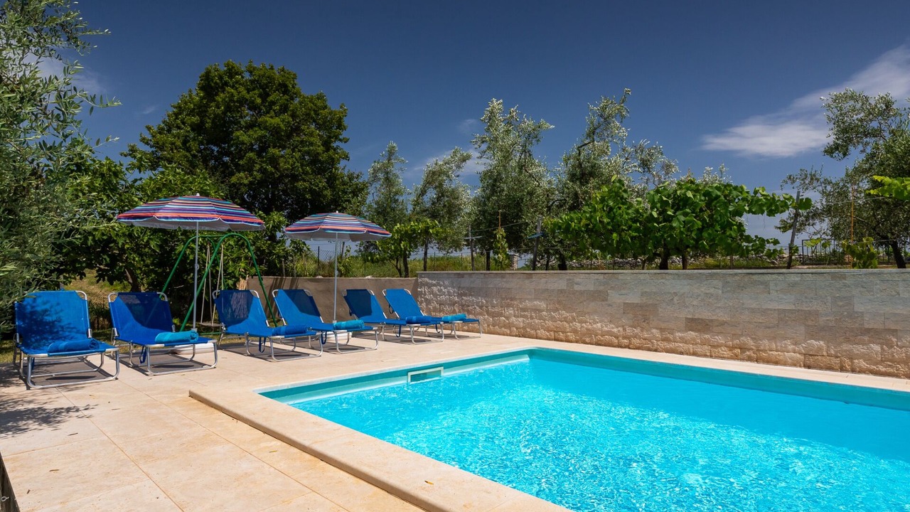 Photo of Outdoor in Momjan