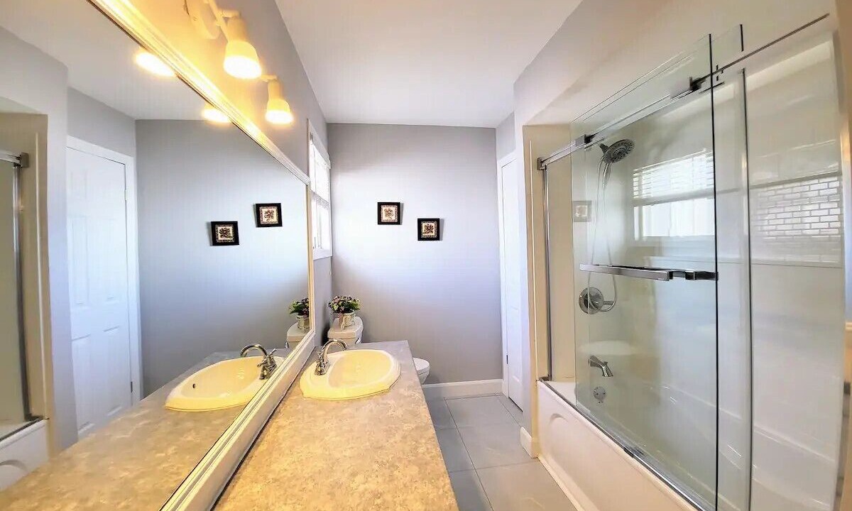 Photo of Bathroom in Thorold