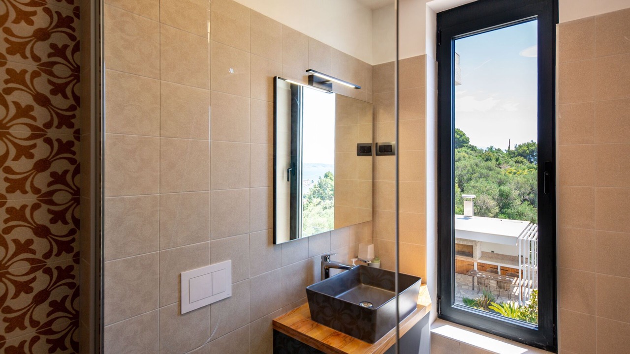 Photo of Bathroom in Palit
