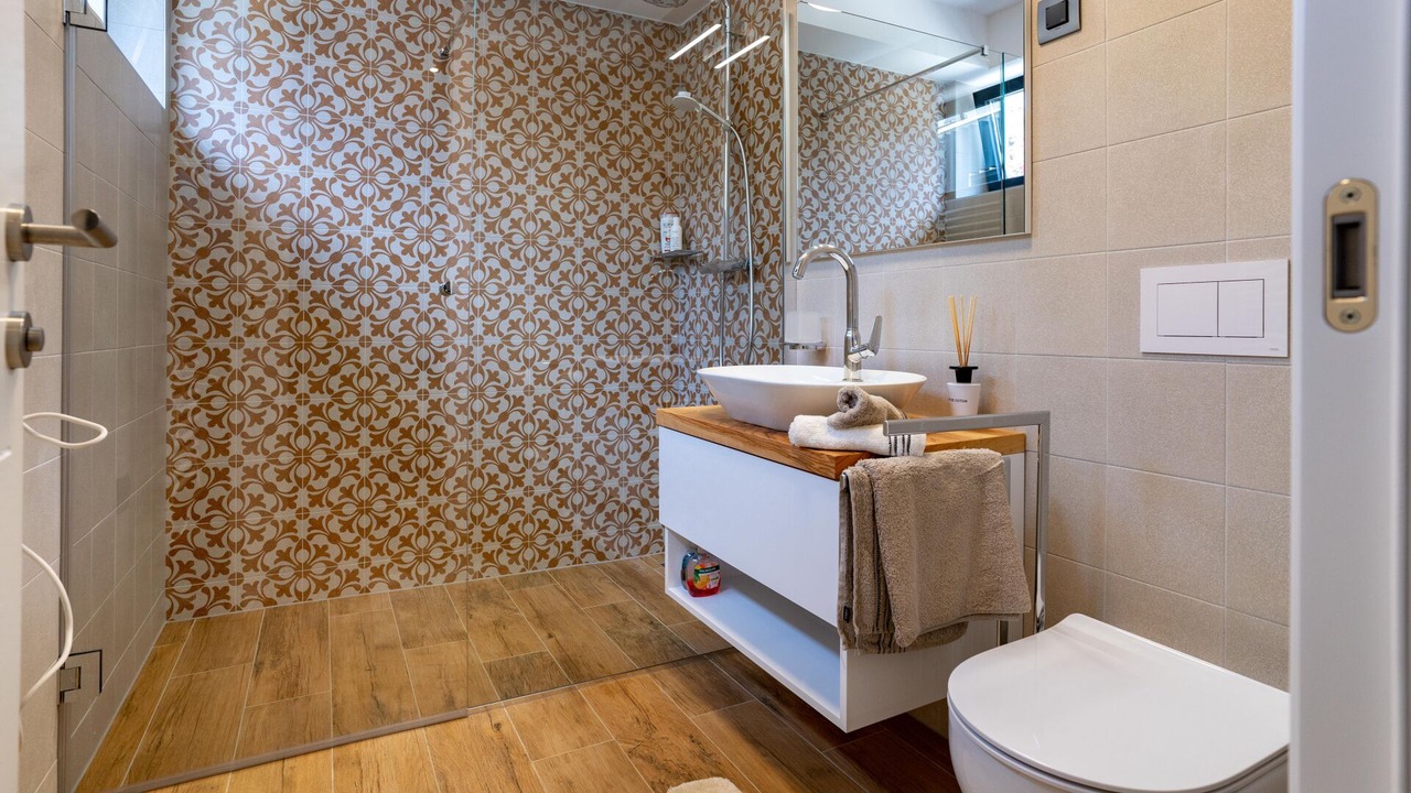 Photo of Bathroom in Palit