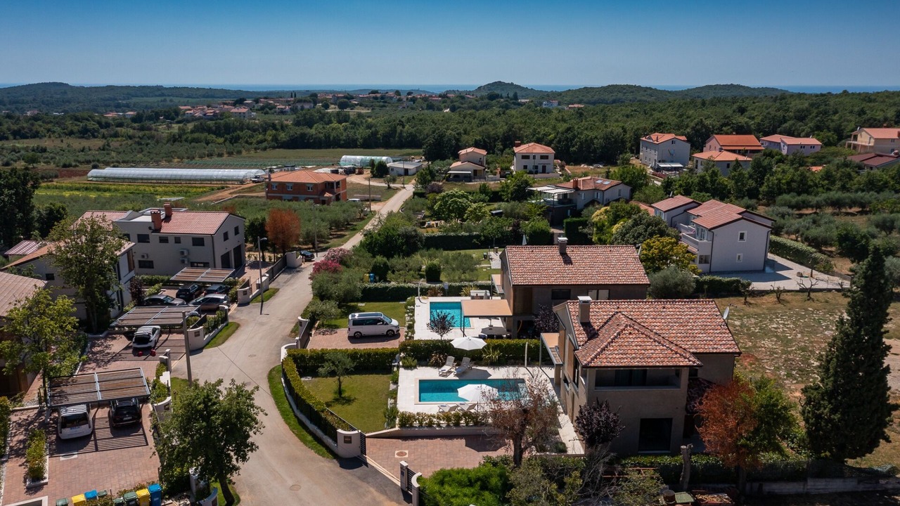 Photo of Outdoor in Kadumi