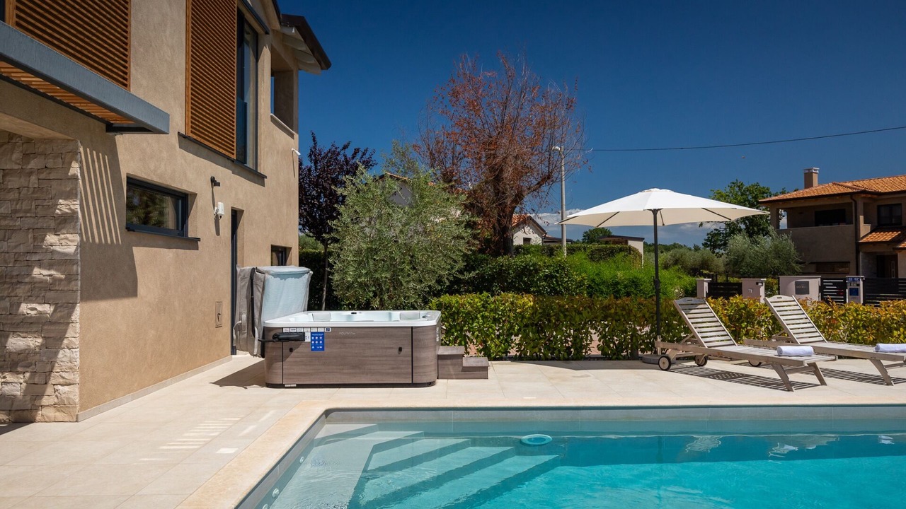 Photo of Outdoor in Kadumi