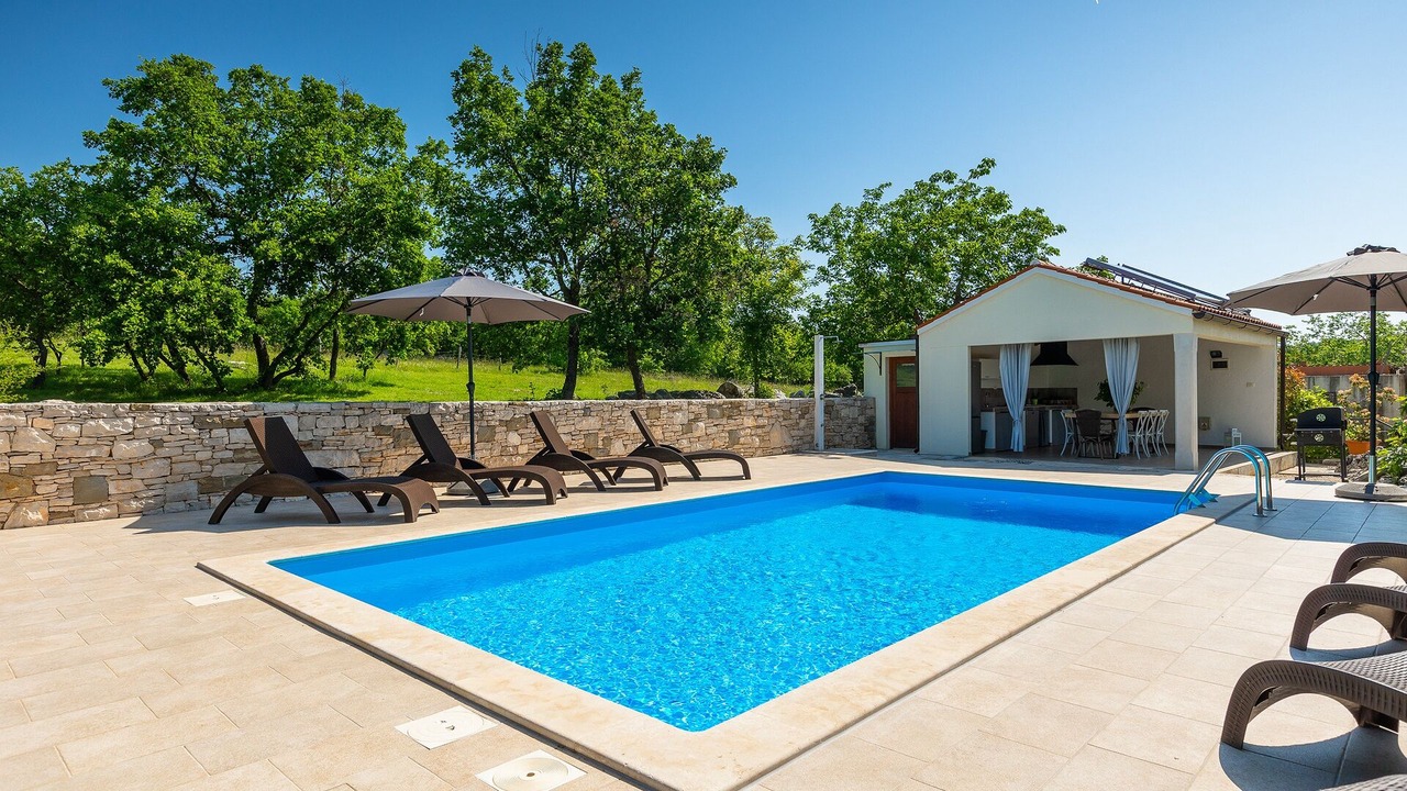 Photo of Outdoor in Makovci