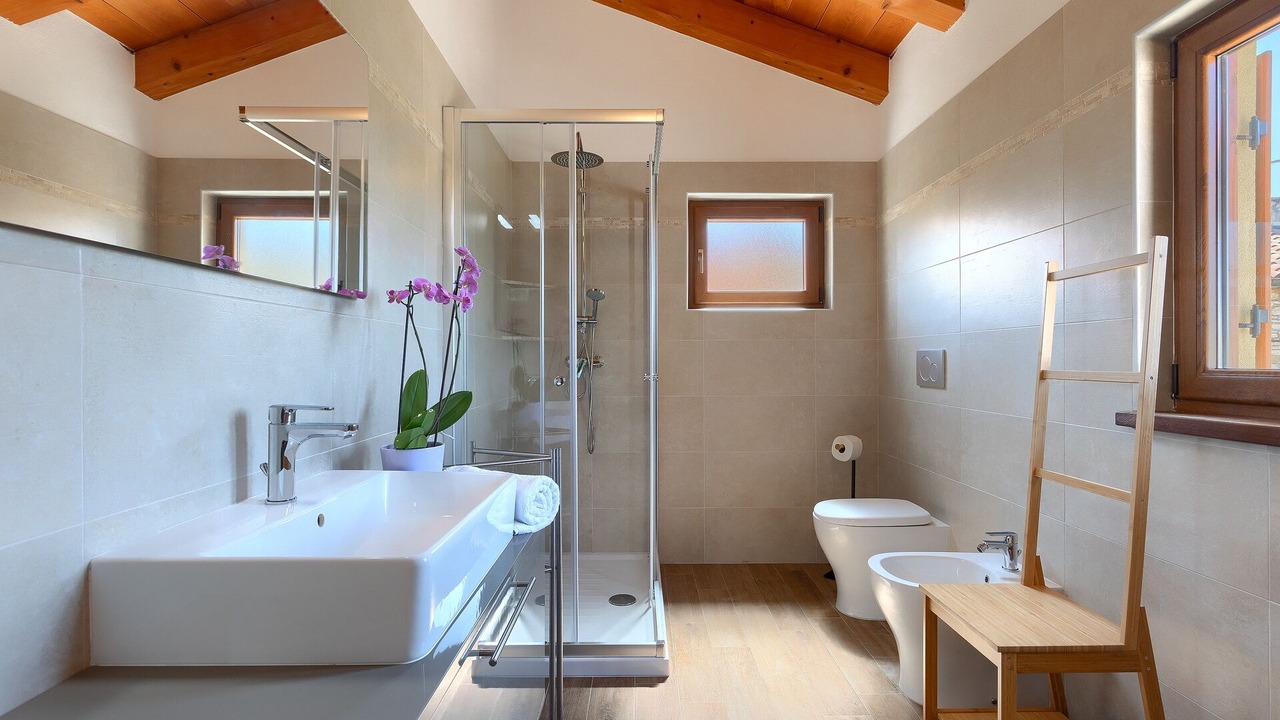 Photo of Bathroom in Makovci