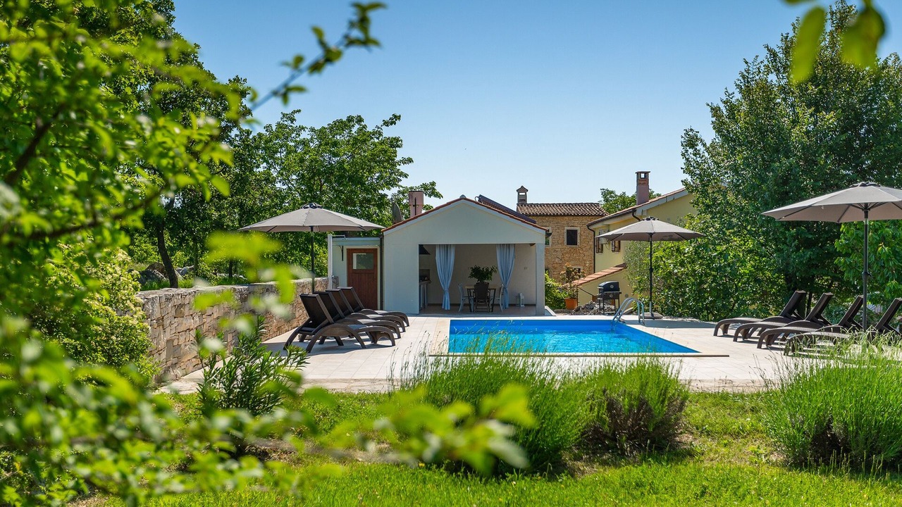 Photo of Outdoor in Makovci