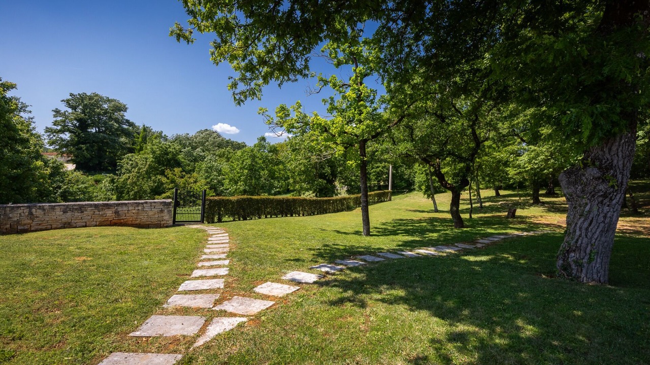 Photo of Outdoor in Kringa