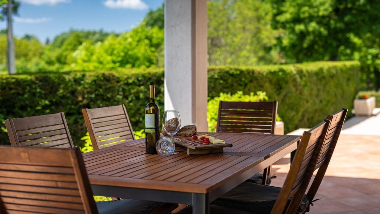 Photo of Outdoor in Kringa