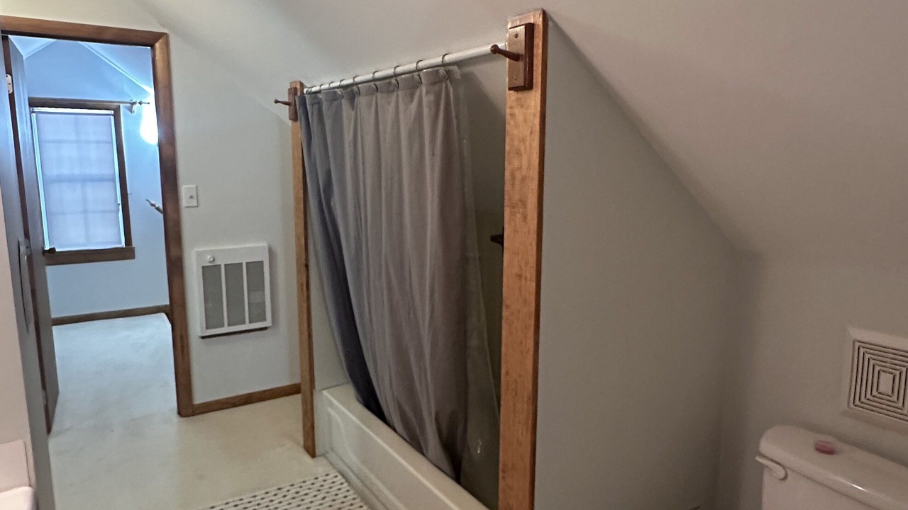 Photo of Bathroom in Van Buren