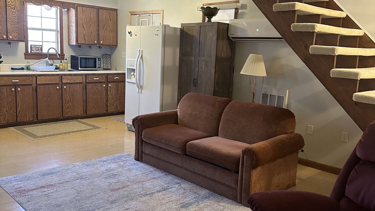Photo of Livingroom in Van Buren