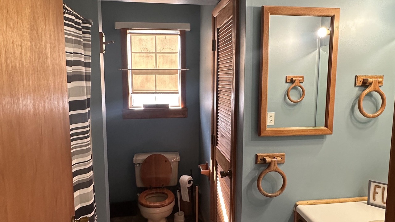 Photo of Bathroom in Van Buren