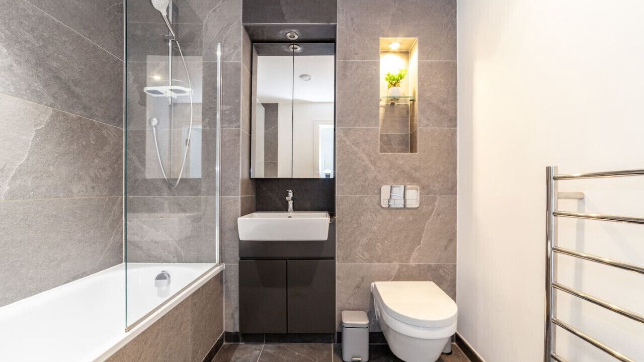Photo of Bathroom in Woolwich Riverside