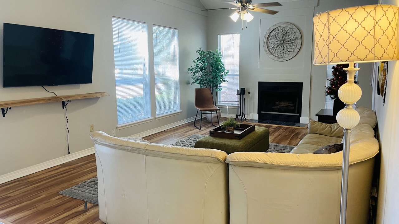 Photo of Livingroom in Mandeville