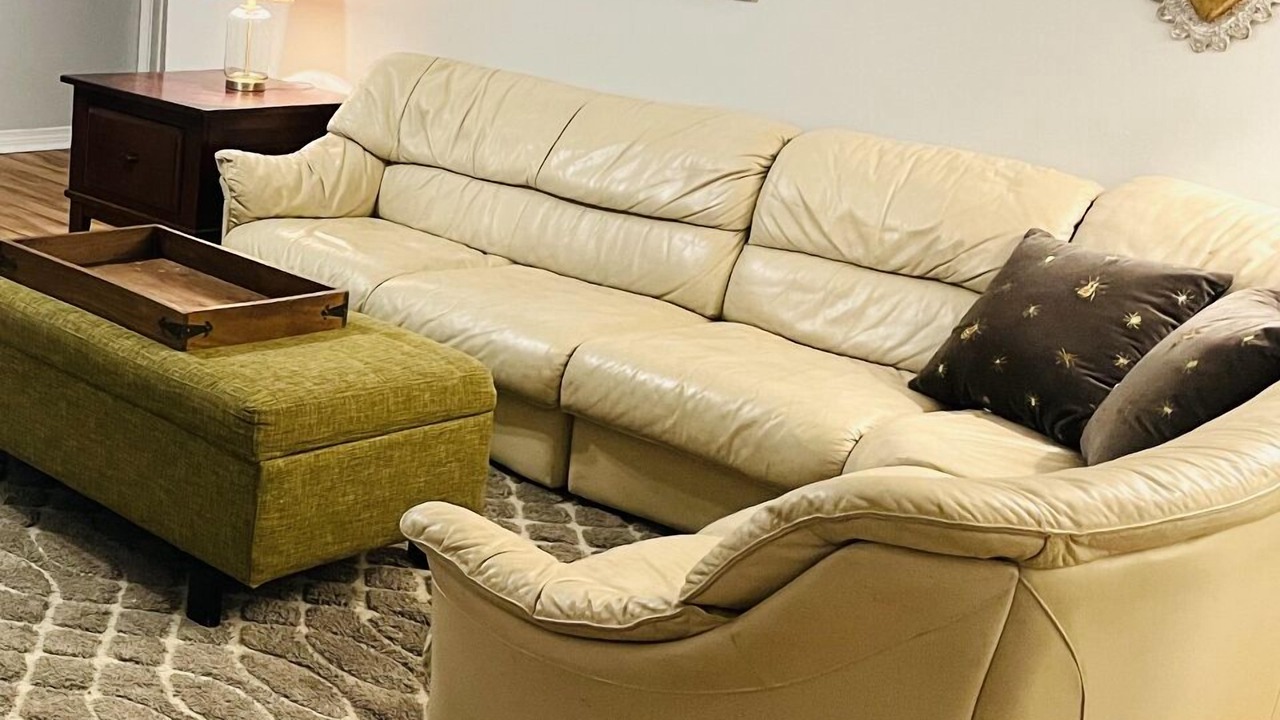 Photo of Livingroom in Mandeville