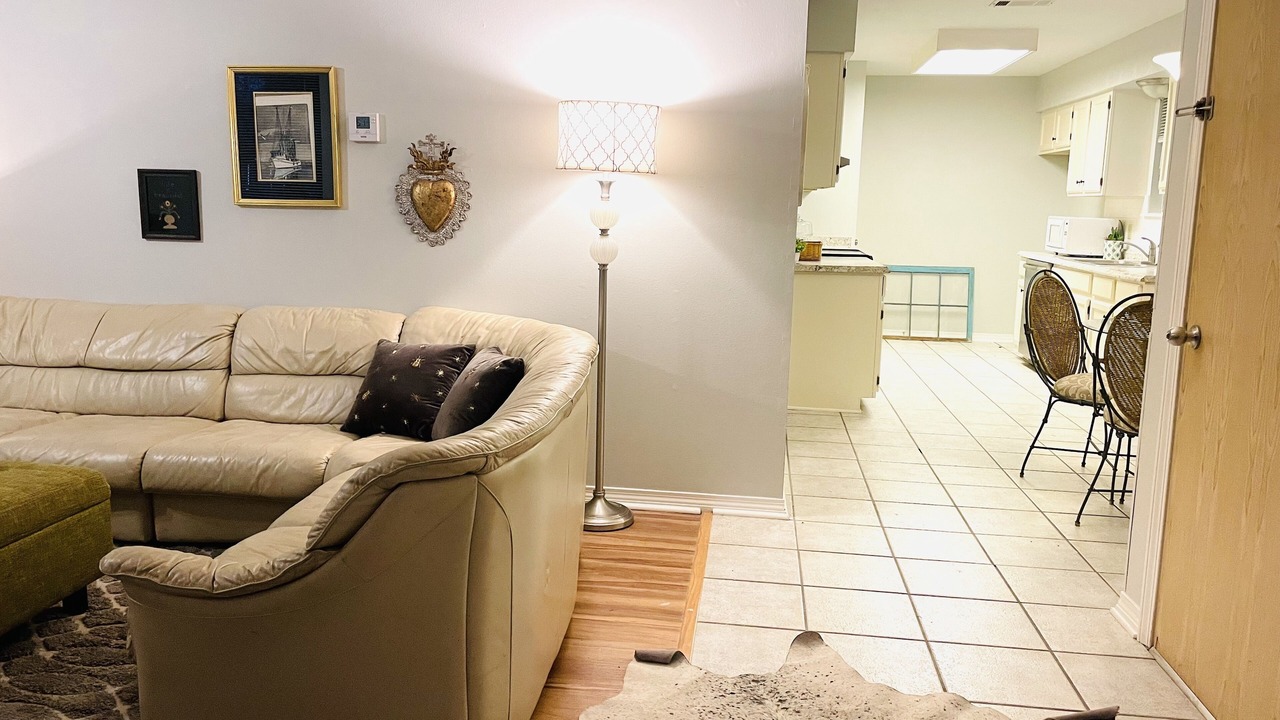 Photo of Livingroom in Mandeville