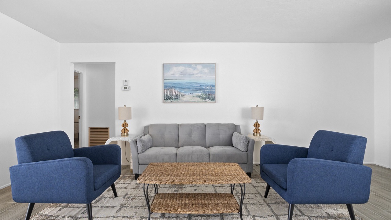 Photo of Livingroom in Venice Gardens