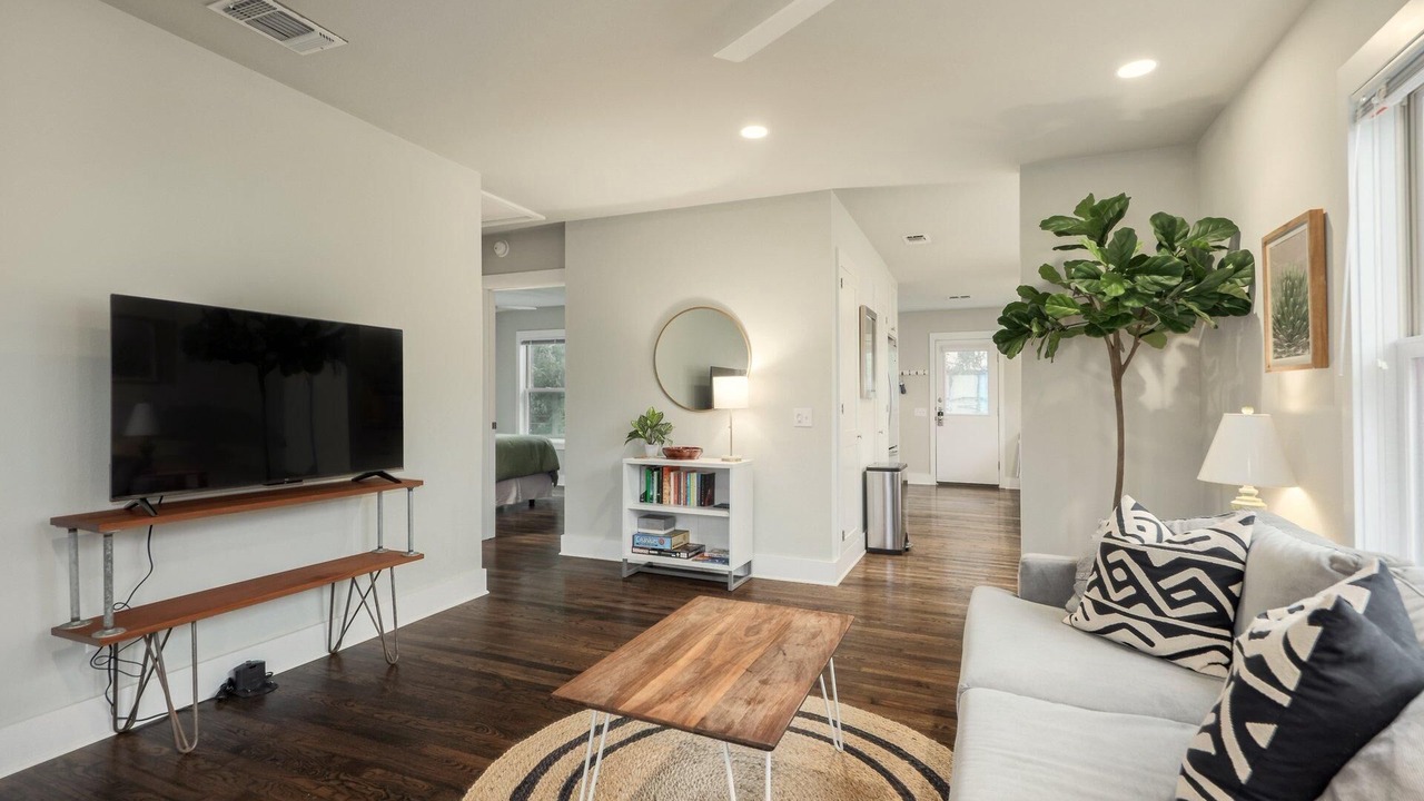 Photo of Livingroom in Barton Heights