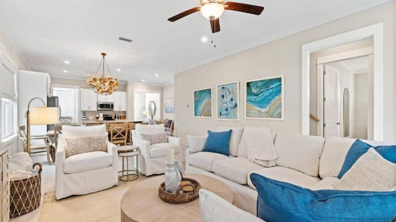 Photo of Livingroom in Orange Beach