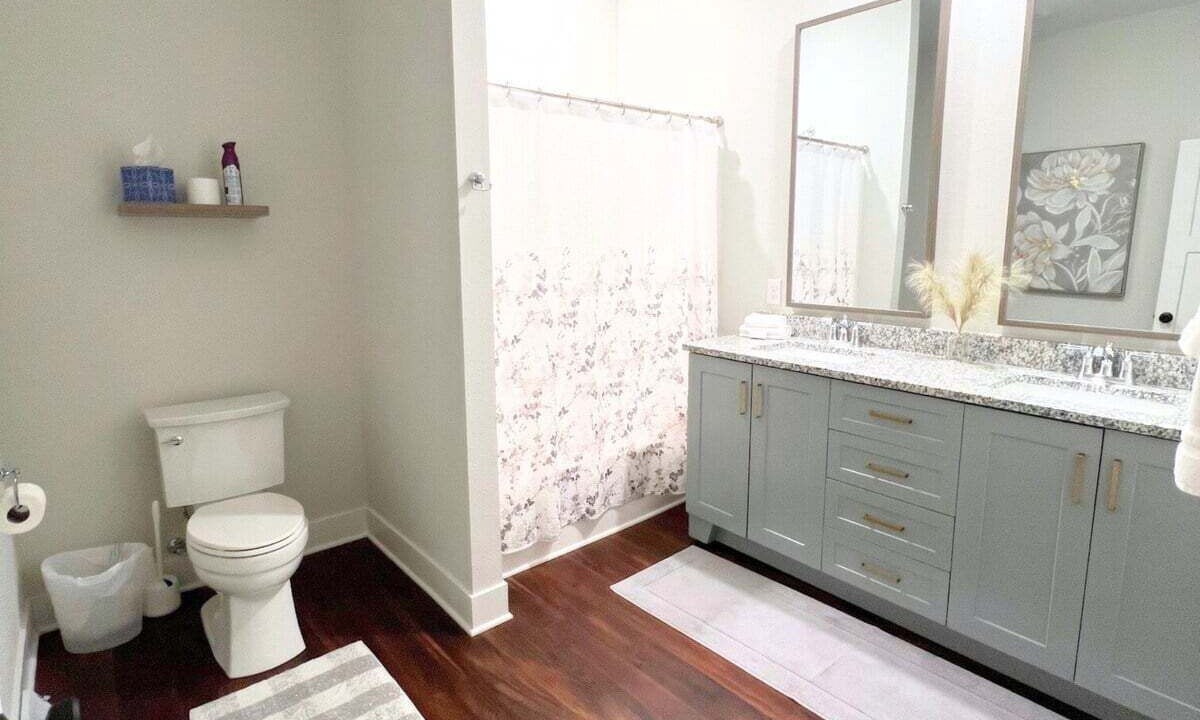 Photo of Bathroom in Park Falls