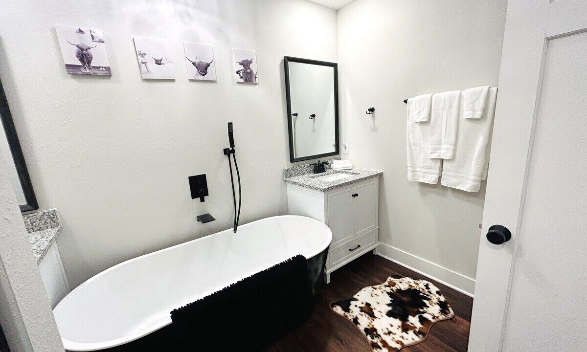 Photo of Bathroom in Park Falls