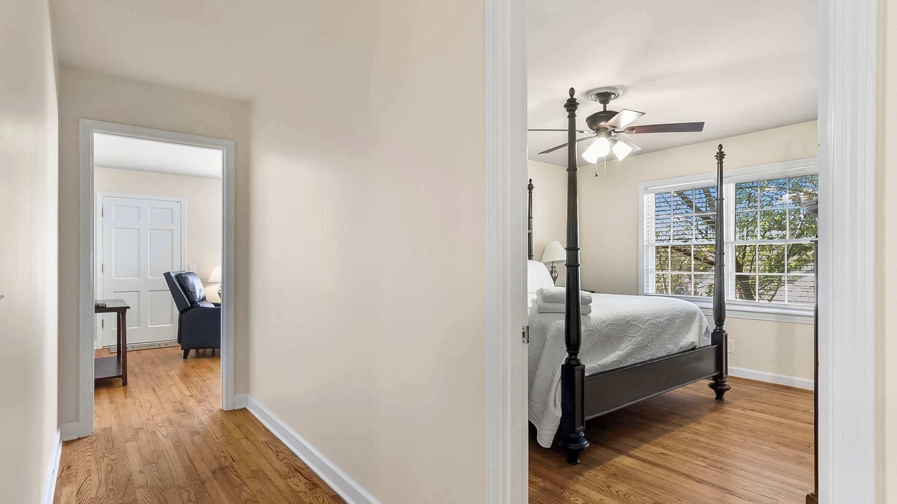 Photo of Bedroom in Northport