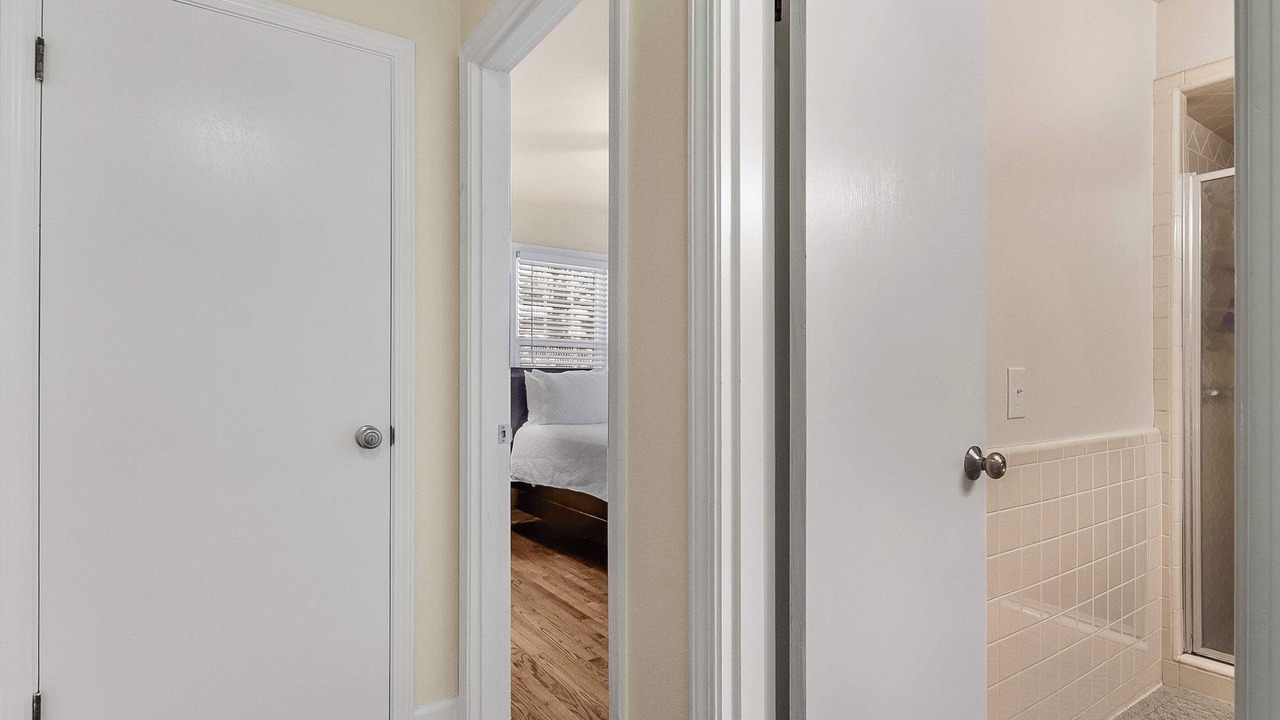 Photo of Bedroom in Northport