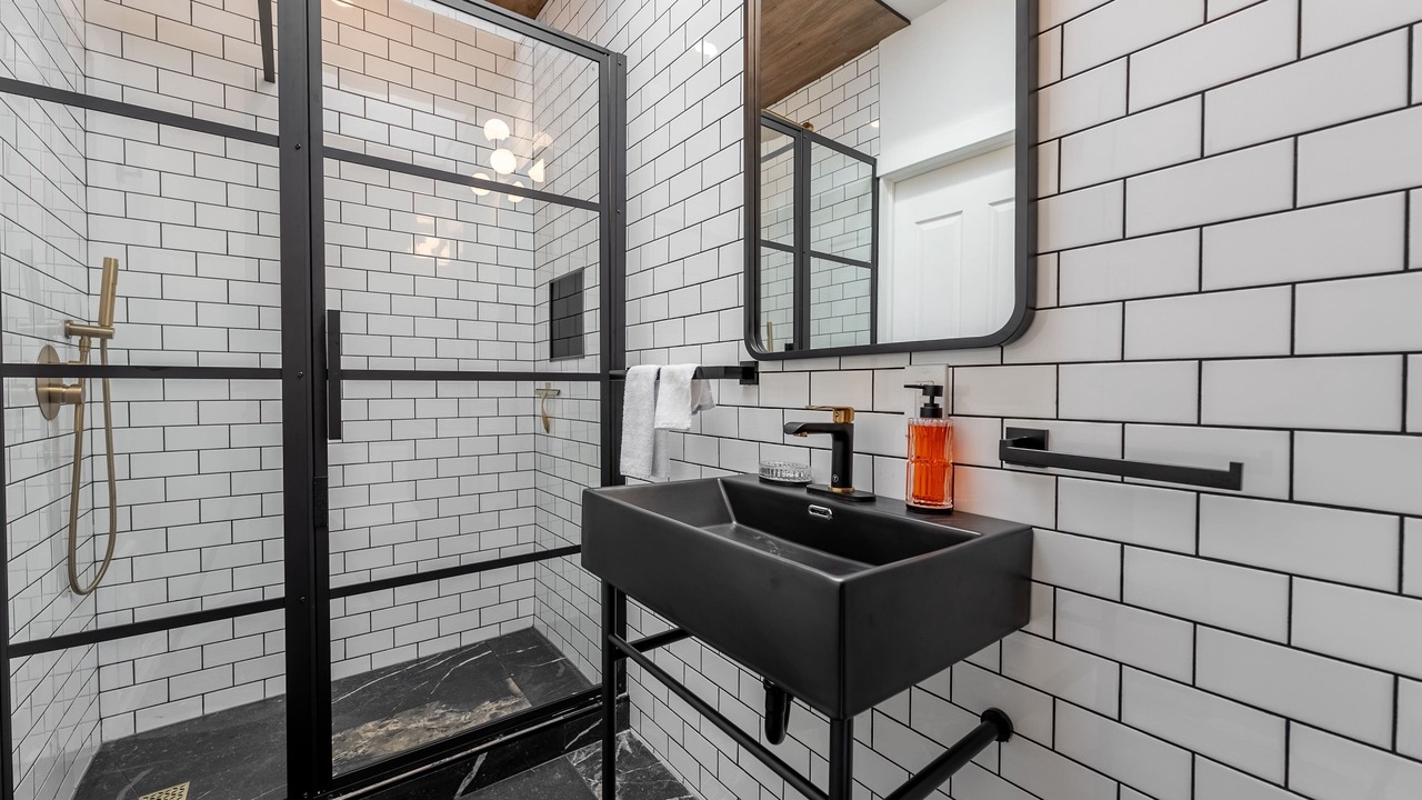Photo of Bathroom in Maisonneuve