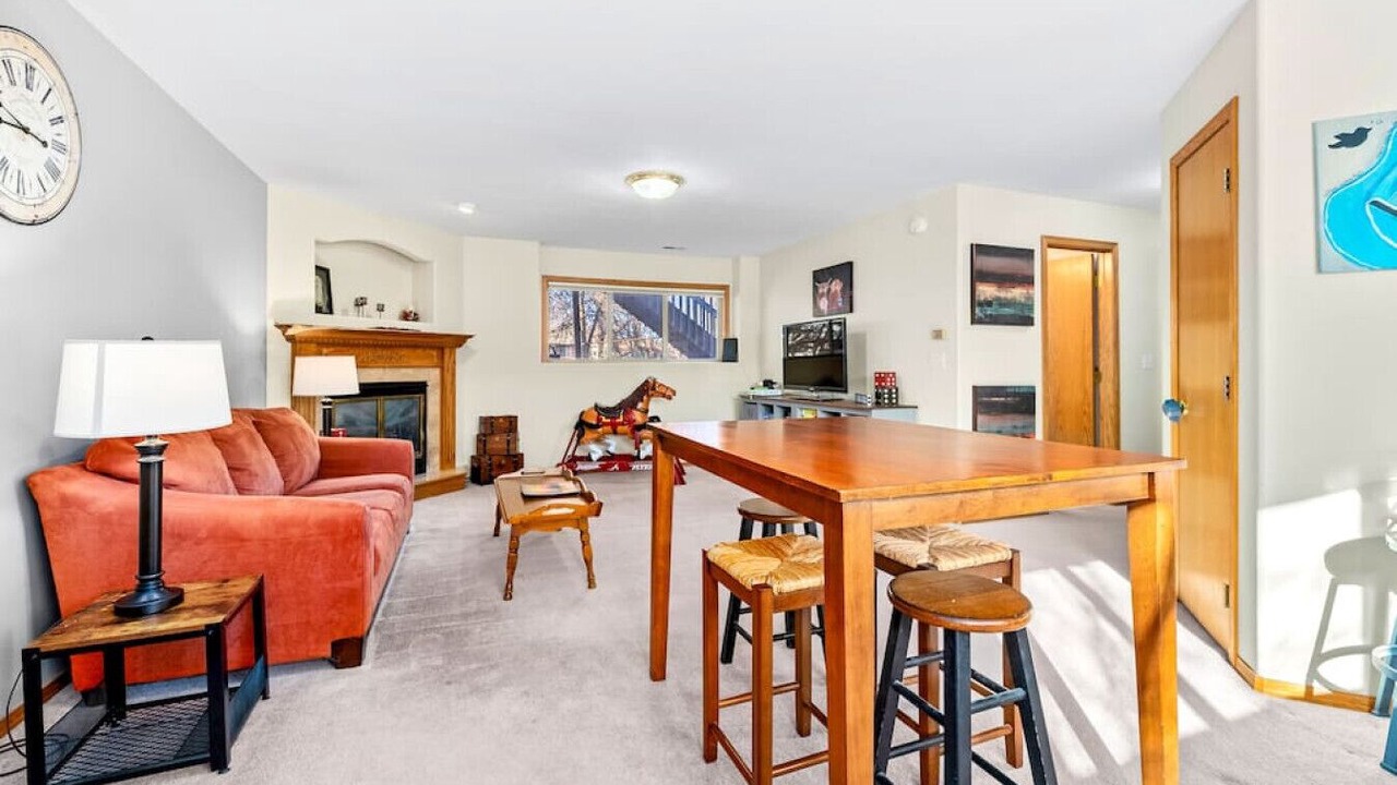 Photo of Livingroom in Sioux Falls