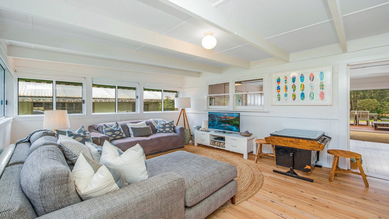 Photo of Livingroom in Macmasters Beach