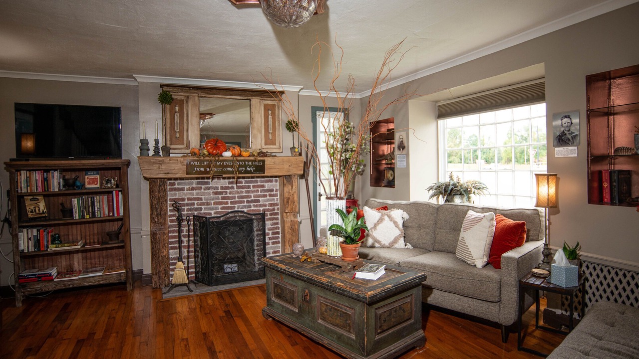 Photo of Livingroom in Ozark